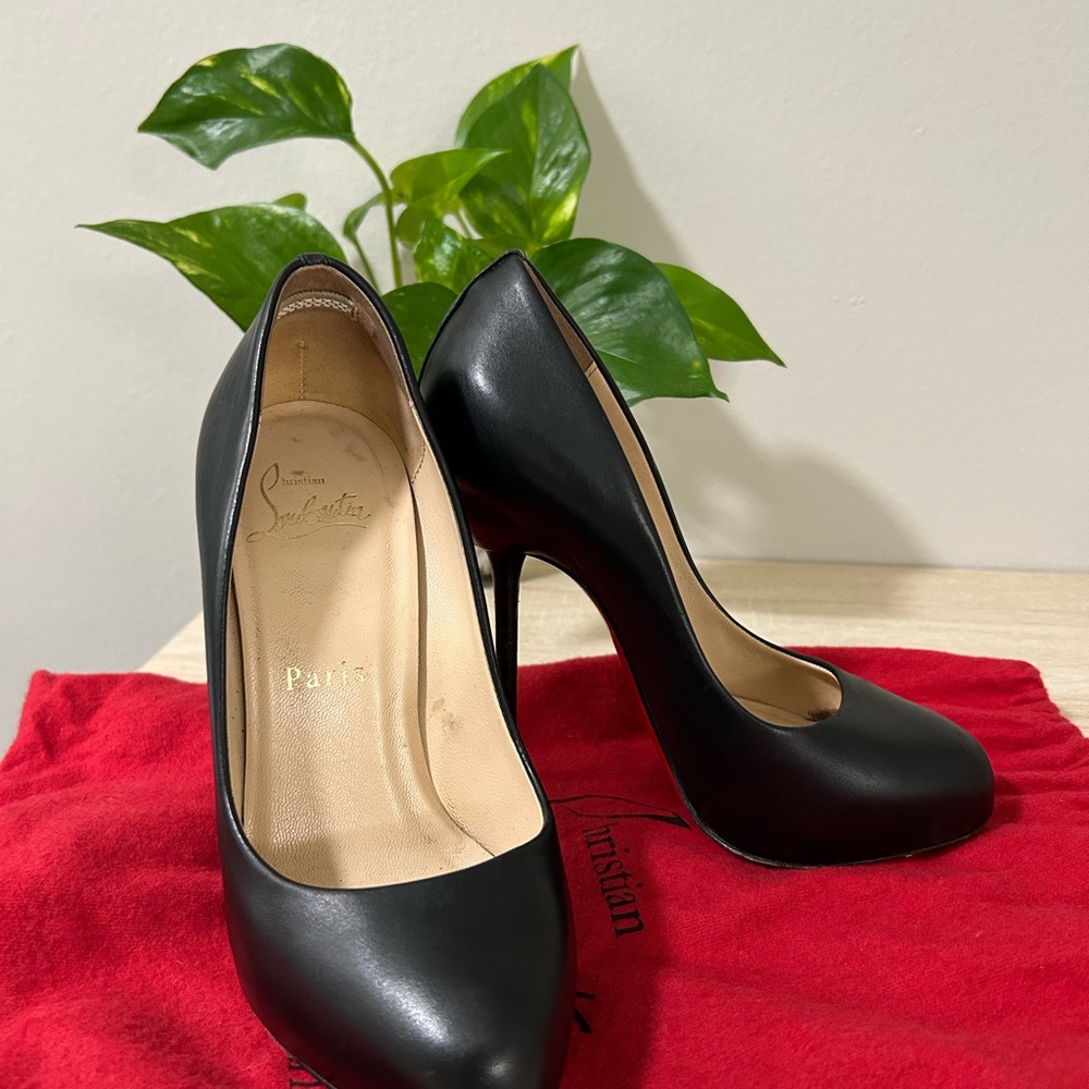 Christian Louboutin Black Stiletto Heels Sleek Design